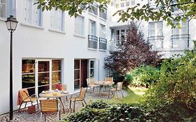 Aparthotel Adagio Paris Montmartre