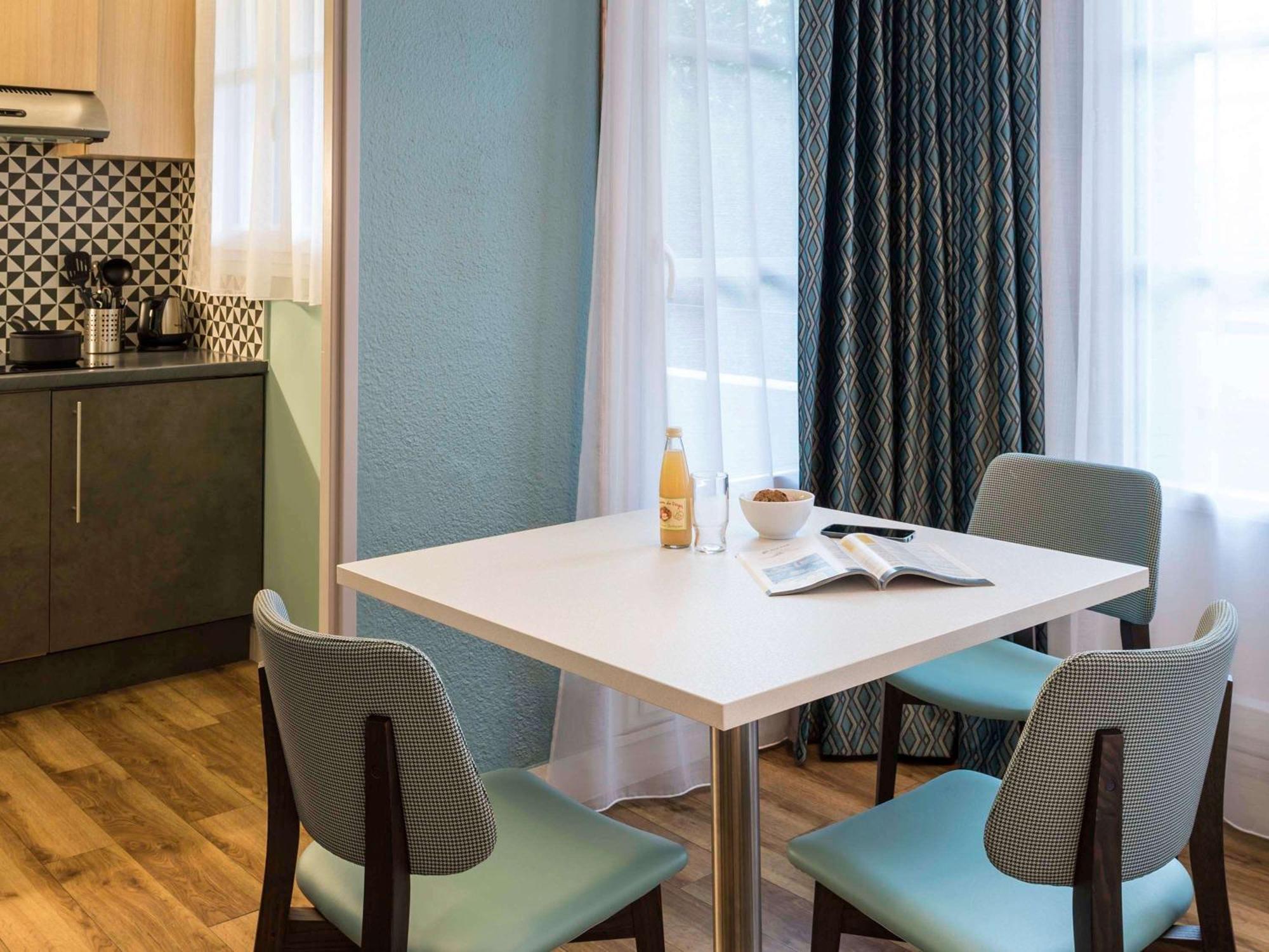 Aparthotel Adagio Paris Montmartre Esterno foto