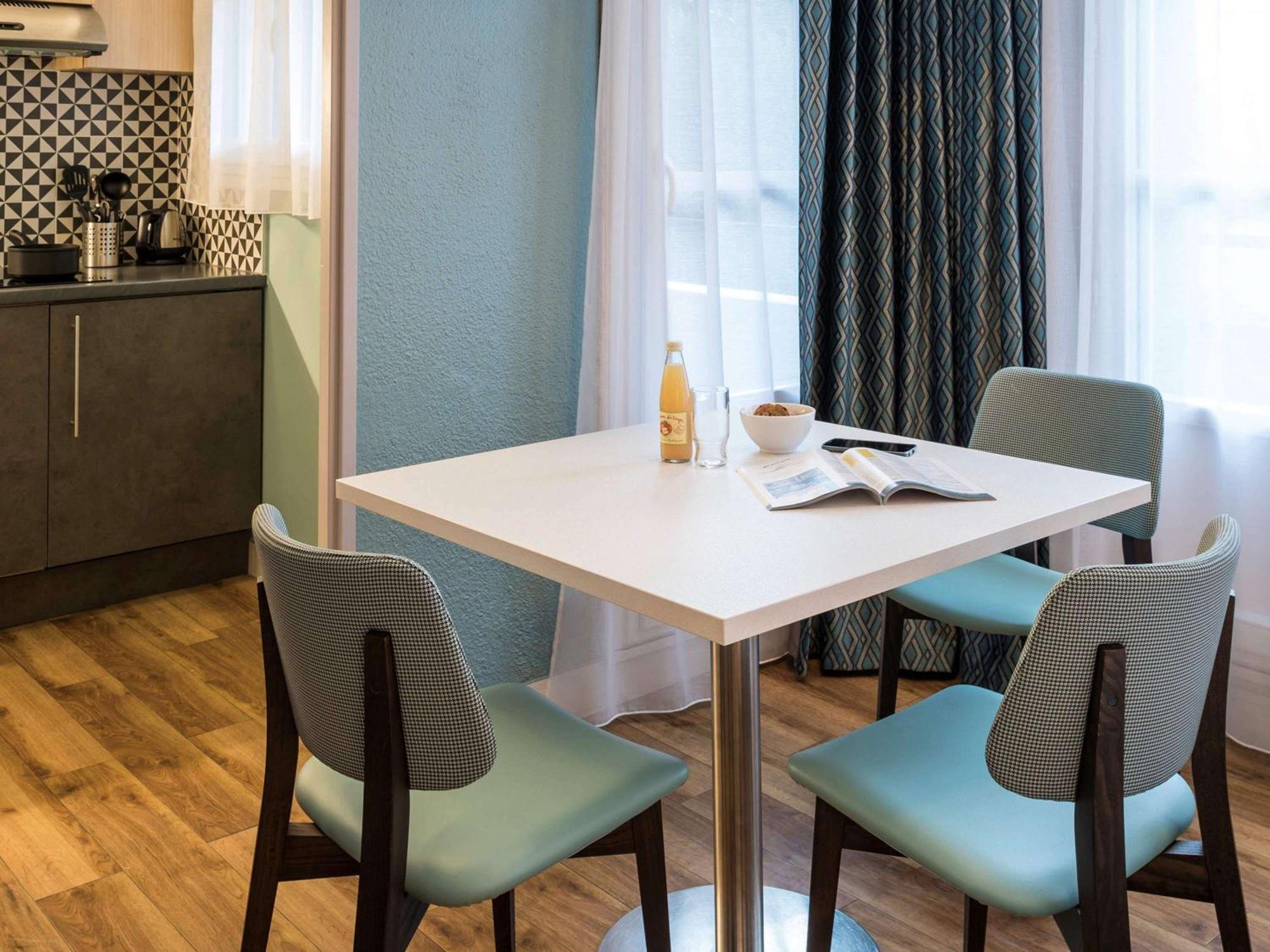 Aparthotel Adagio Paris Montmartre Esterno foto