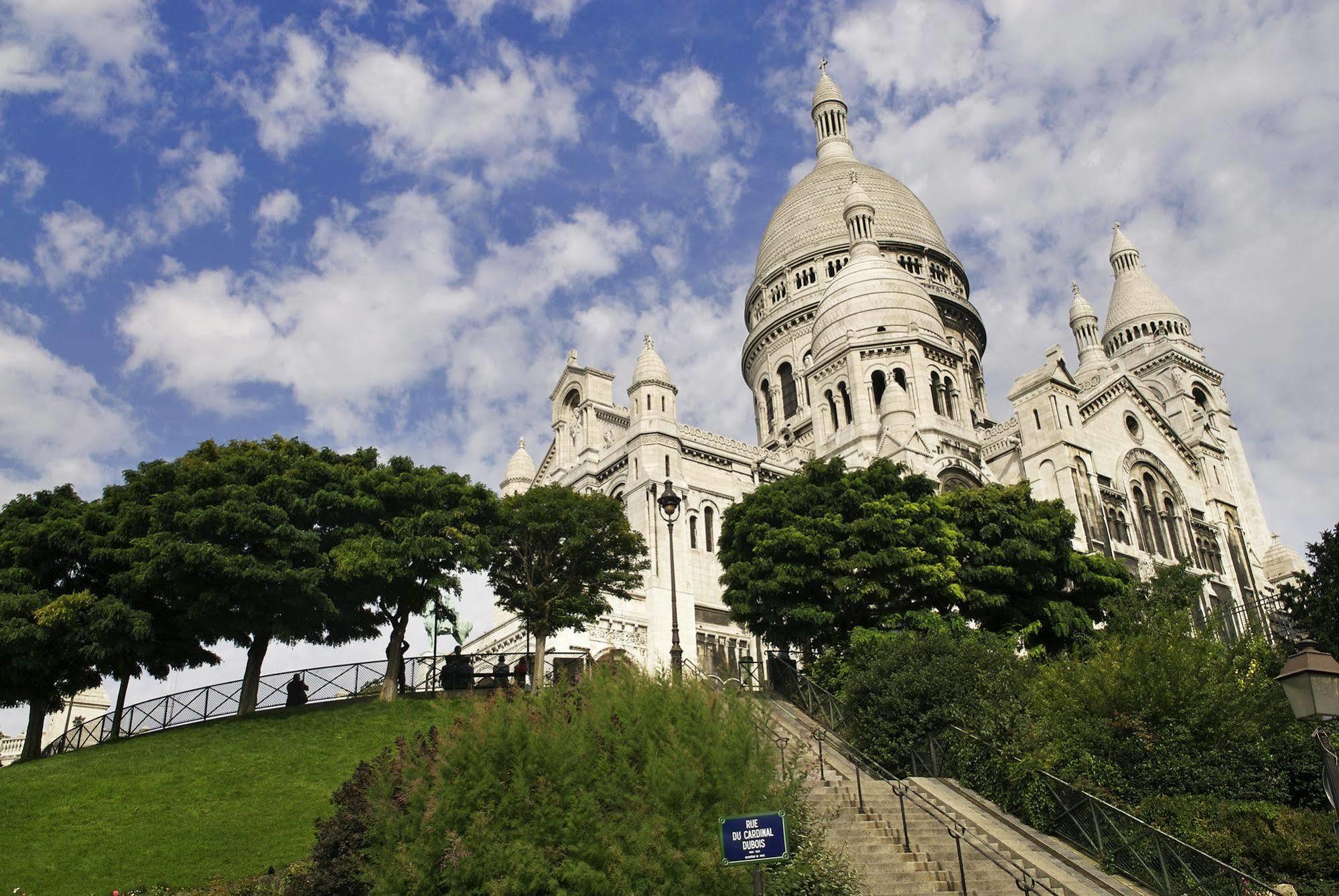 Aparthotel Adagio Paris Montmartre Esterno foto